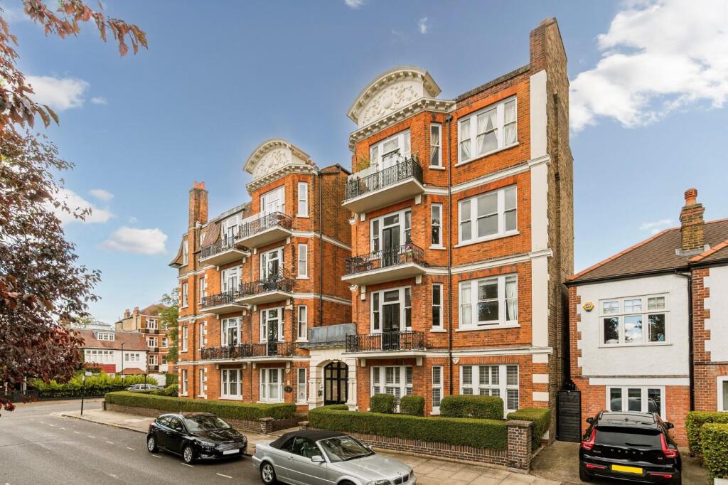 Apartment in London - View 5