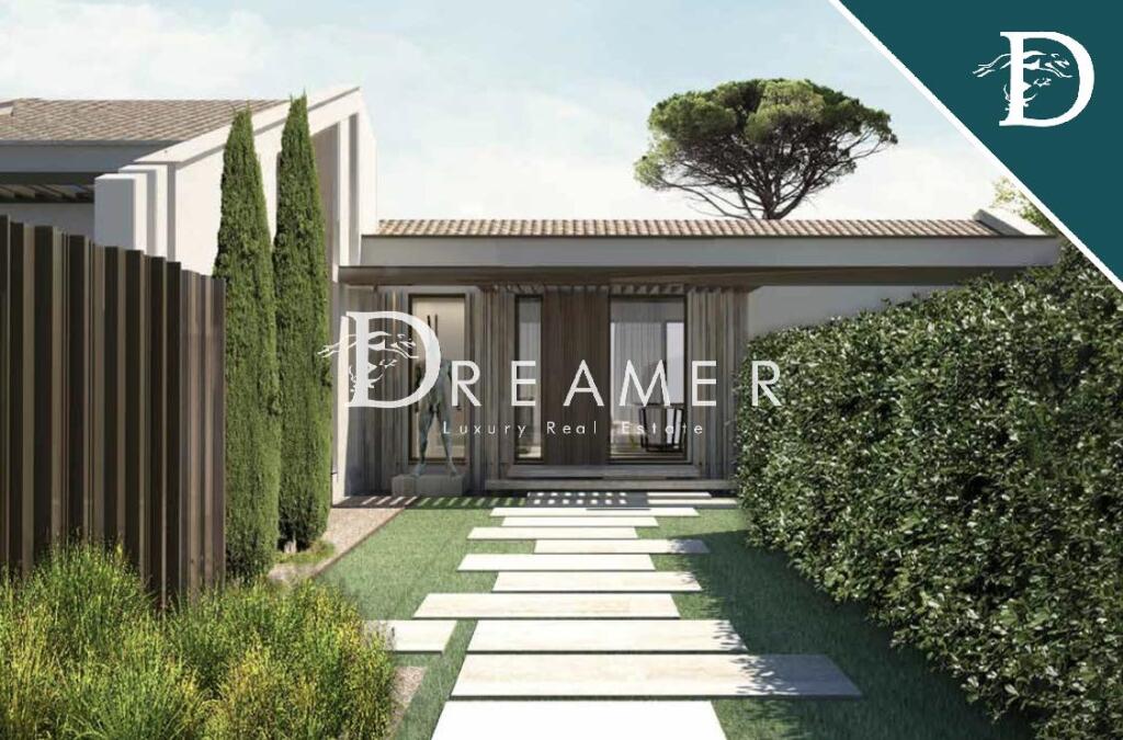 Main image of property: Tuscany, Lucca, Forte Dei Marmi
