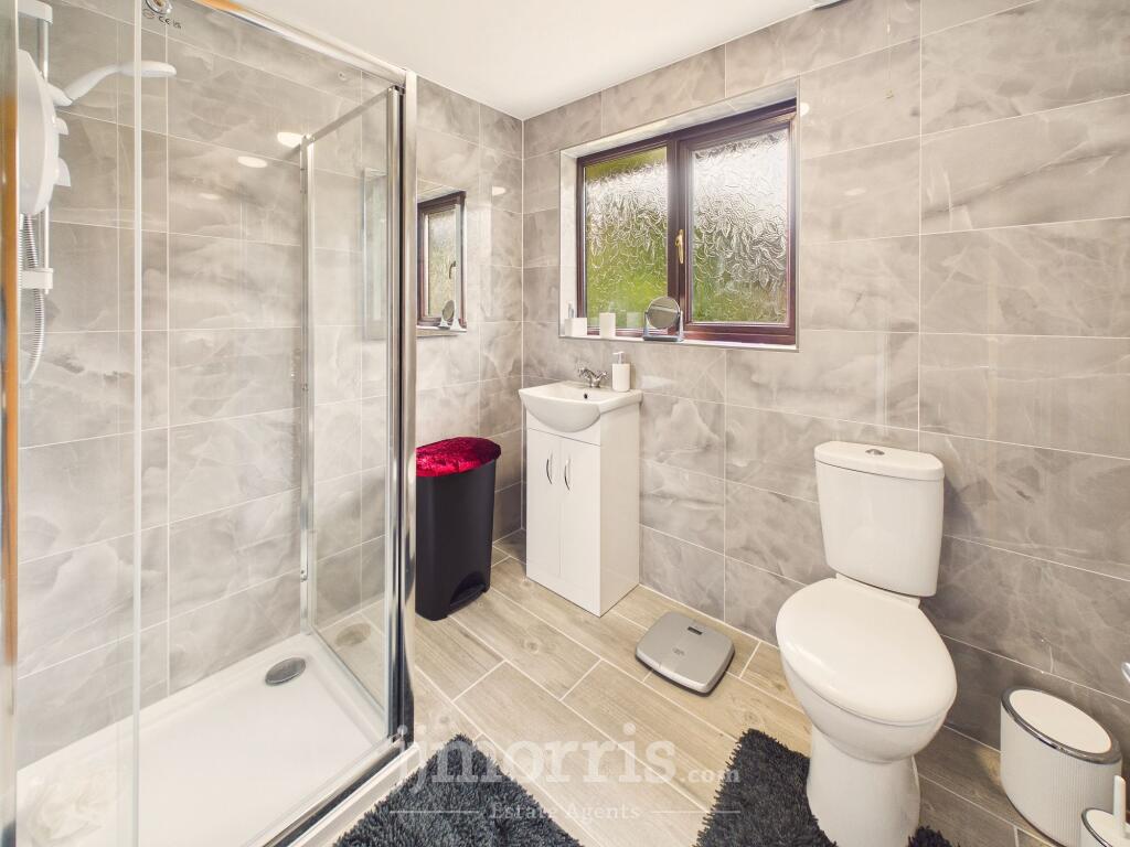 House in Goodwick, Fishguard and Goodwick - View 4