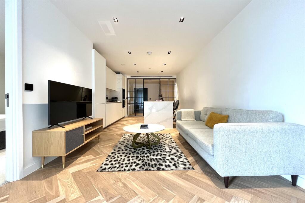 Main image of property: Cluny Mews, Kensington And Chelsea, SW5