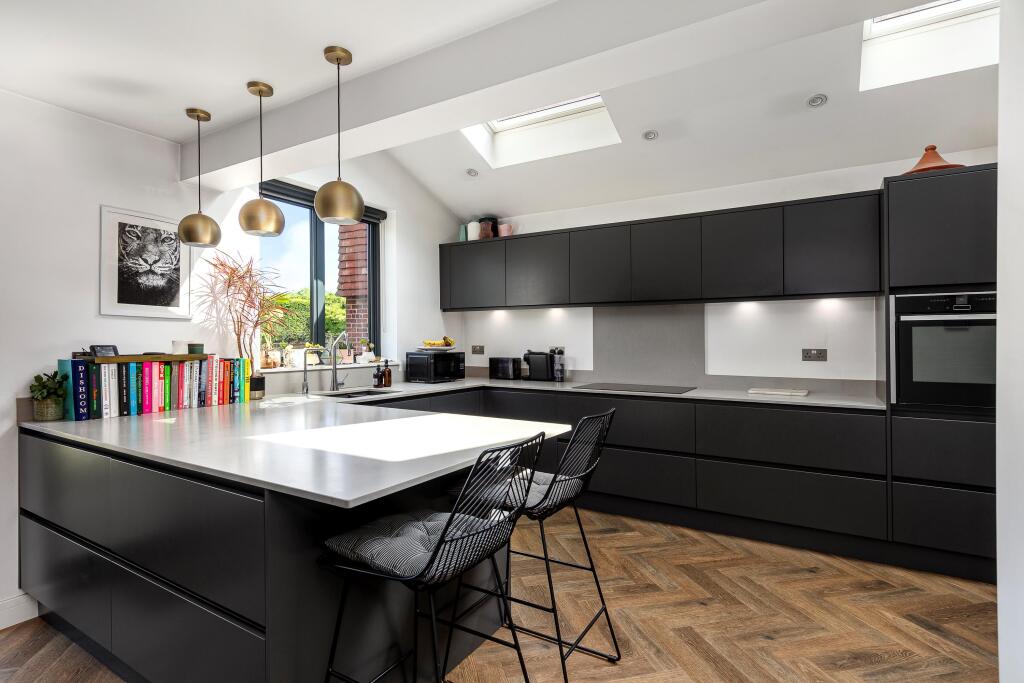 House in Sevenoaks, Chevening - View 4