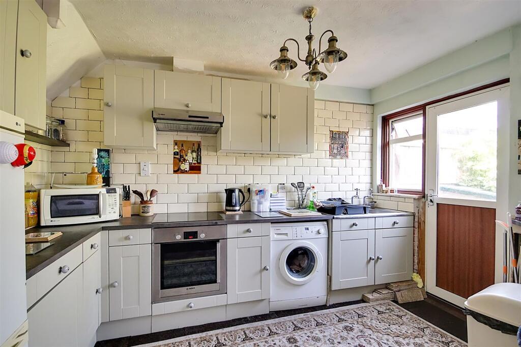 House in Brighton - View 4