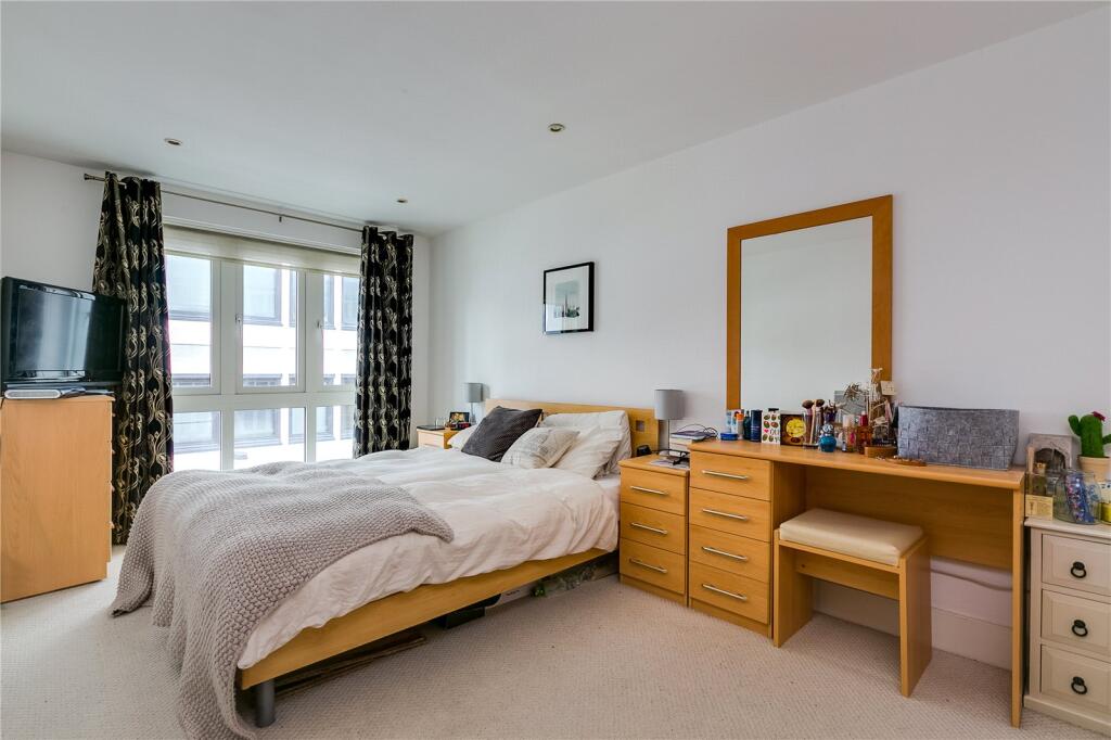 Apartment in London - View 4