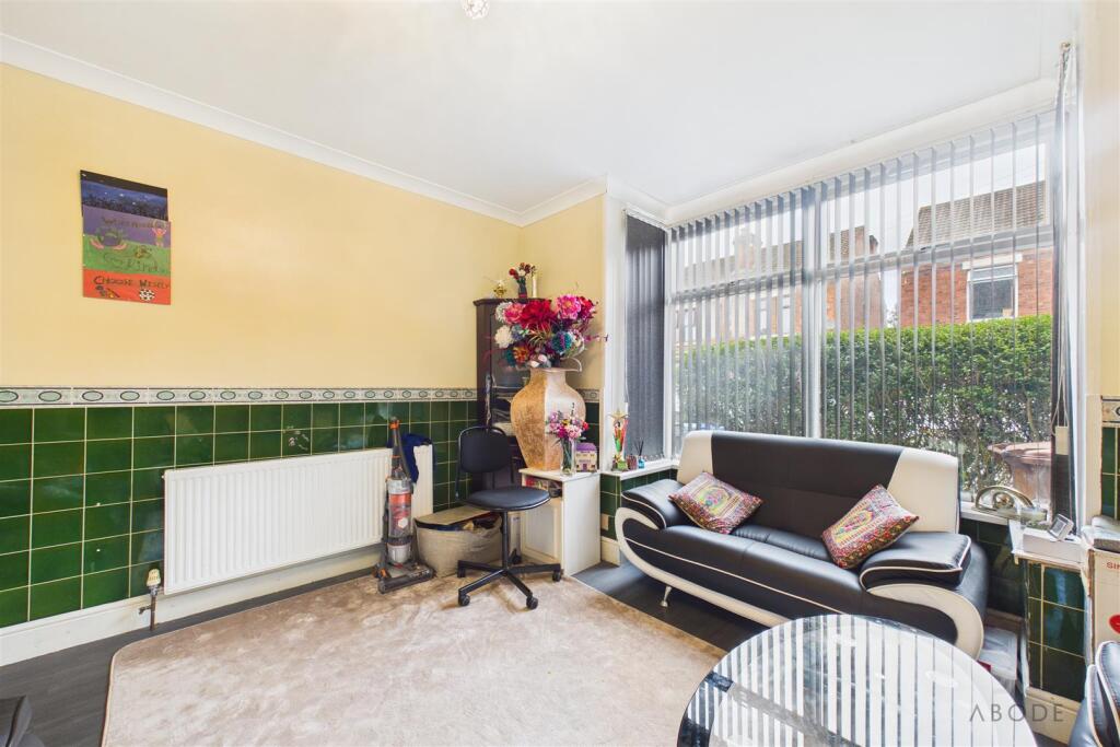 Eton Road, Burton-On-Trent photo 4