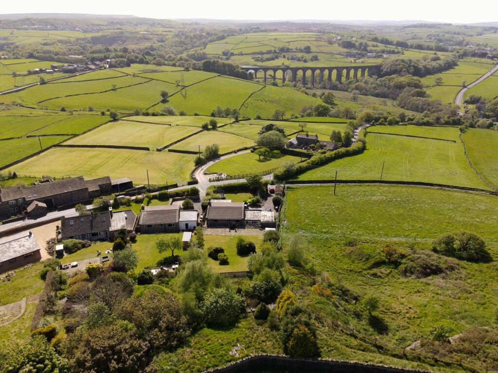 Harecroft, Wilsden, Bradford, BD15