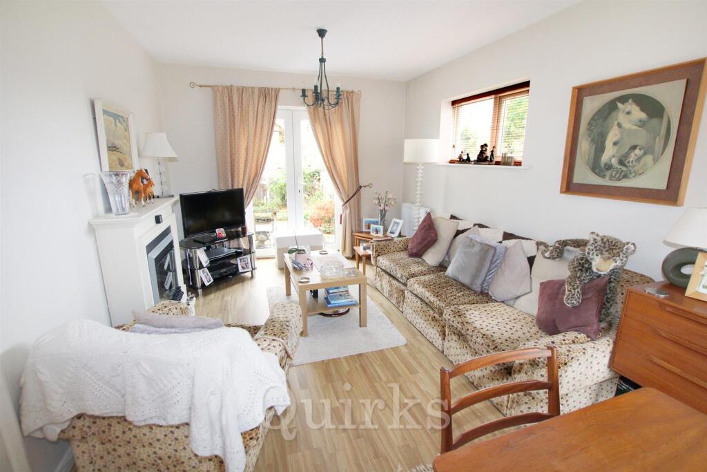 Archers Close, Billericay photo 3