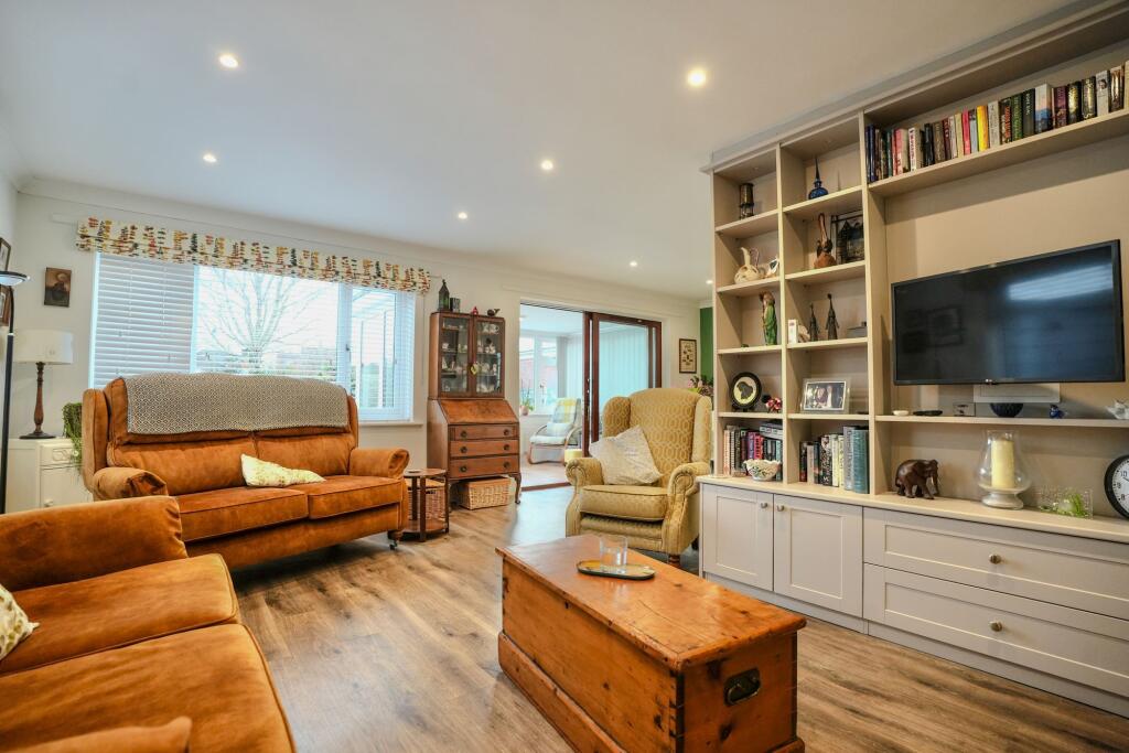 Mill Road, North Walsham, NR28 photo 2