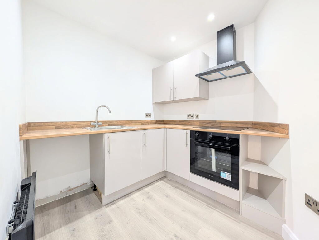 Main image of property: To Let - Ranelagh Drive, Ainsdale, PR8 - One Bed Ground Floor Apt