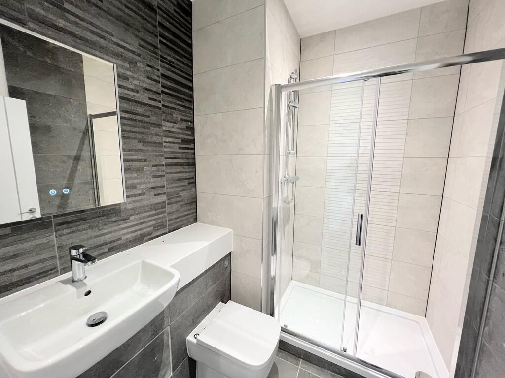 Apartment in Basingstoke, Winklebury - More