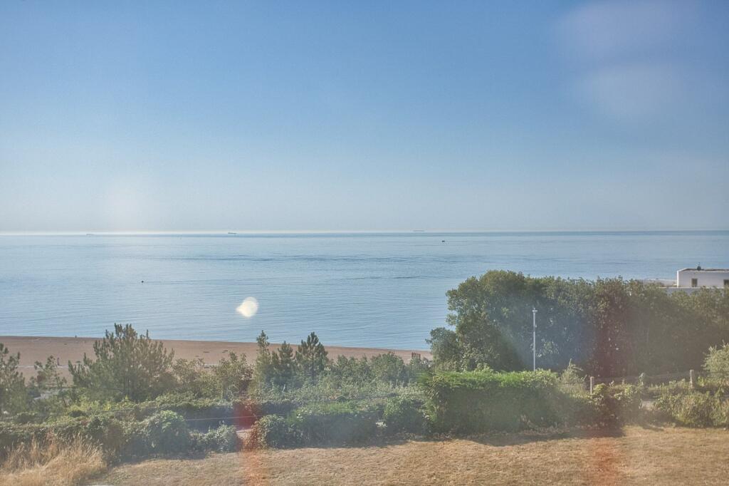 Apartment in Folkestone and Hythe, Folkestone - More