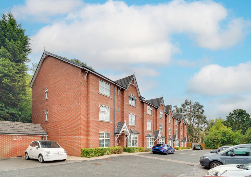 Main image of property: Masons View, Wood End Road, Birmingham, B24
