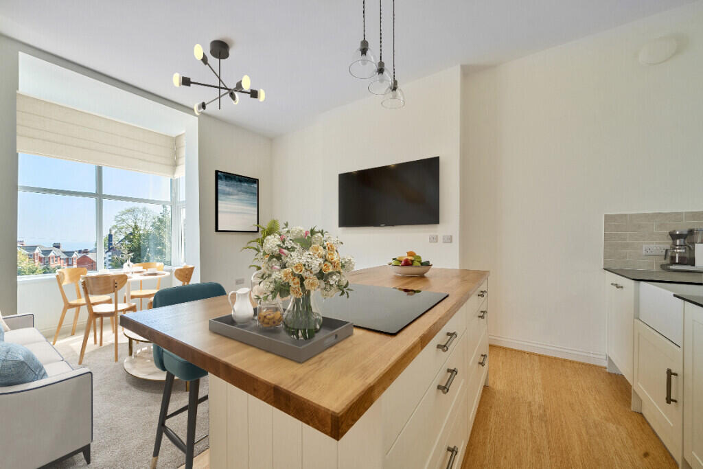Apartment in Torquay - View 4