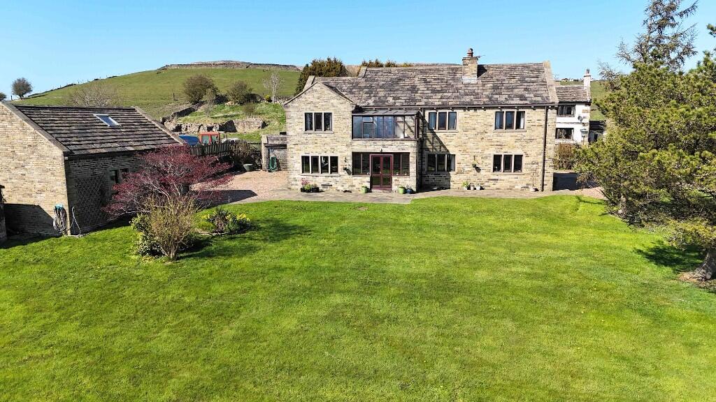 5-bed detached on Woodlands, 1 Barms Hill, Northowram, HX3 7TF, £855,000