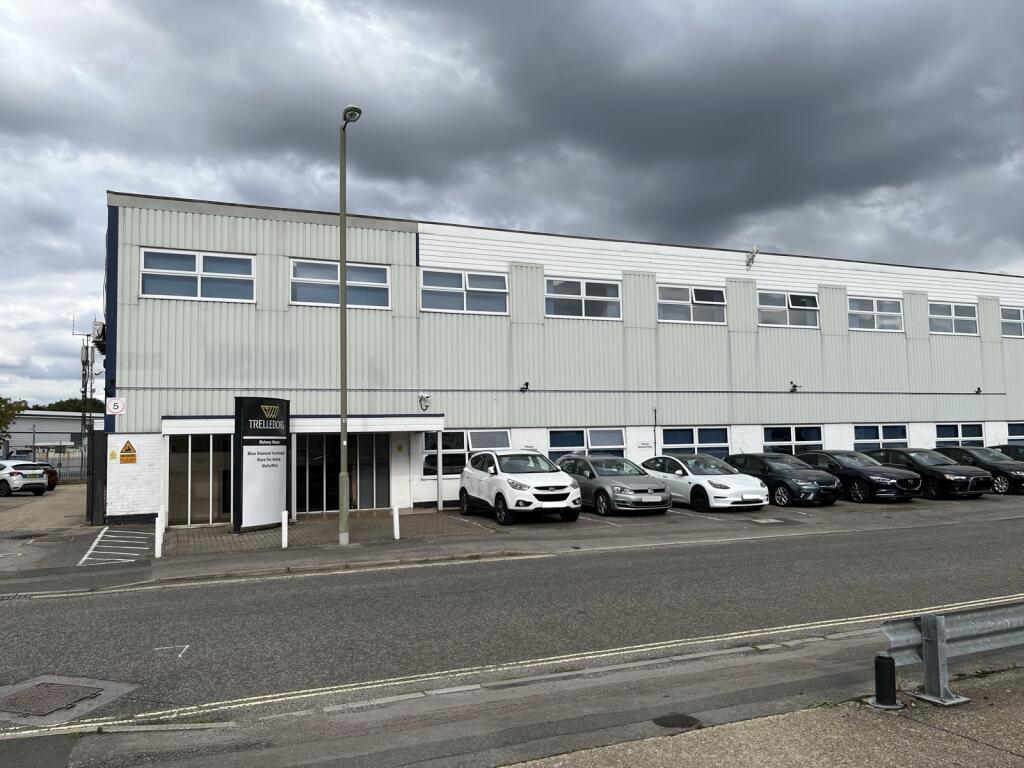 Main image of property: Rolwey House, Unit 2 School Close, Chandler's Ford, Hampshire, SO53