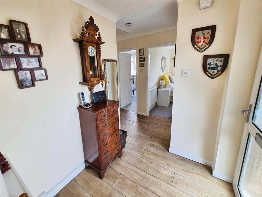 House in Sandbach, Ettiley Heath - View 4
