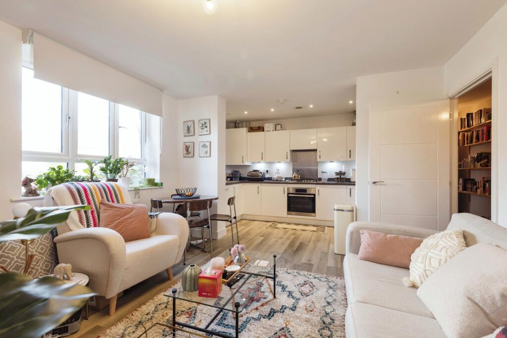 Additional image 3 of Butterwick Way, Welwyn, Hertfordshire, AL6