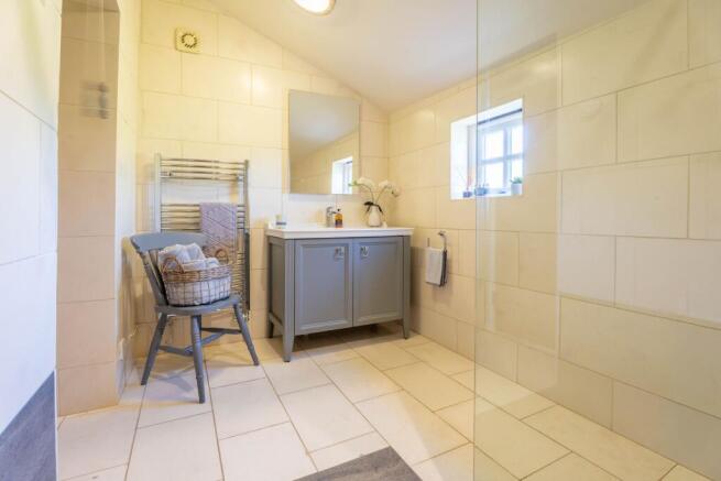 Abercastle Shower Room
