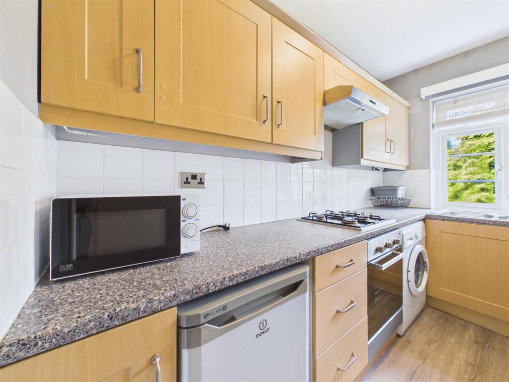 34 Stumperlowe Mansions, Fulwood, S10 3QQ photo 5