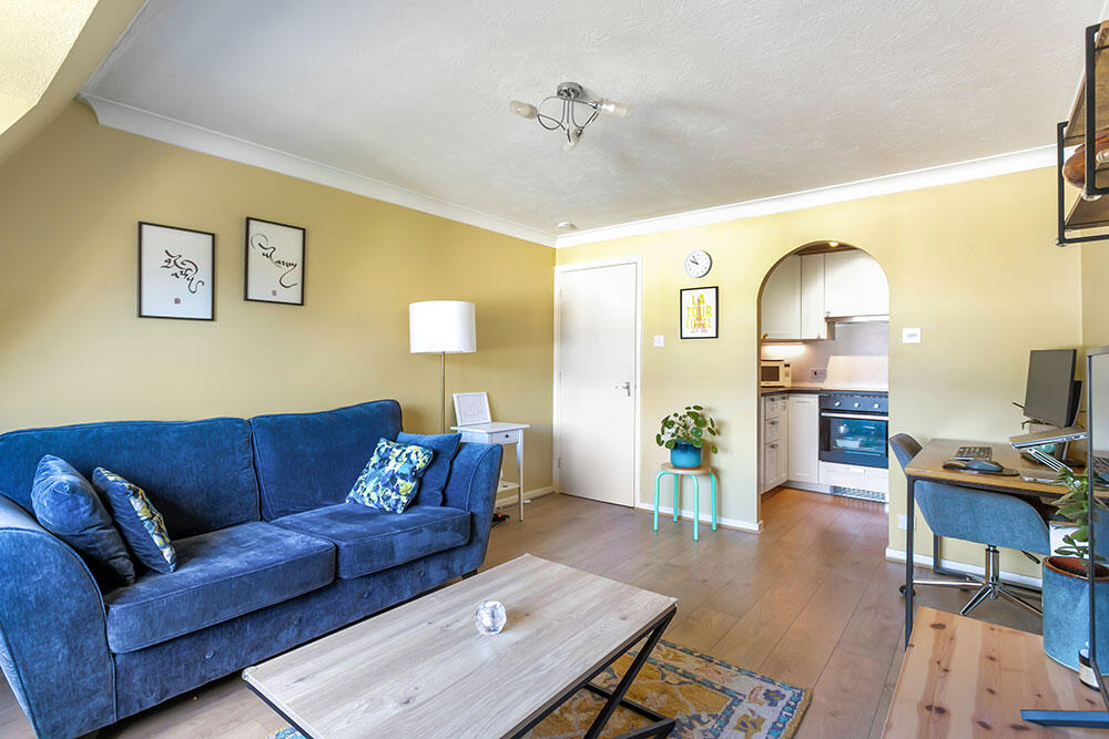Apartment in London, Leytonstone - More
