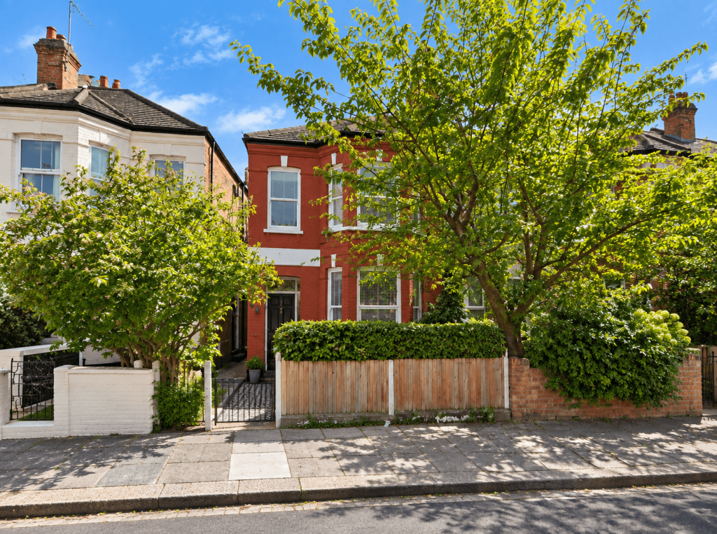 Main image of property: Richborough Road, Cricklewood, NW2 3LX