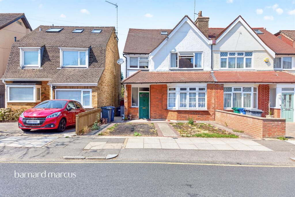 Main image of property: Ridgeview Road, London