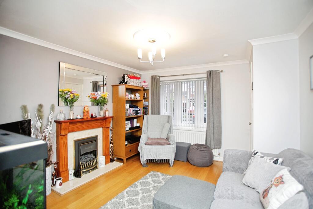 Willow Tree Close, Barwell, LE9 photo 4