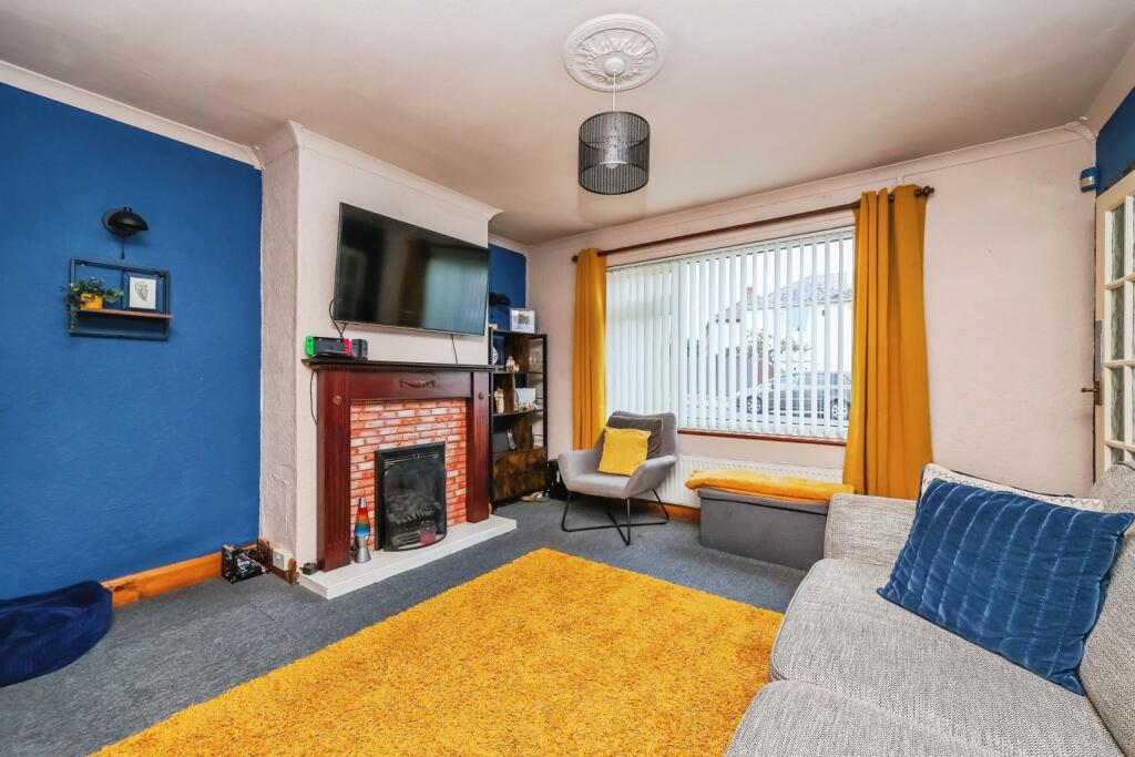 Rockwood Crescent, Hucknall, Nottingham, Nottinghamshire, NG15 photo 3