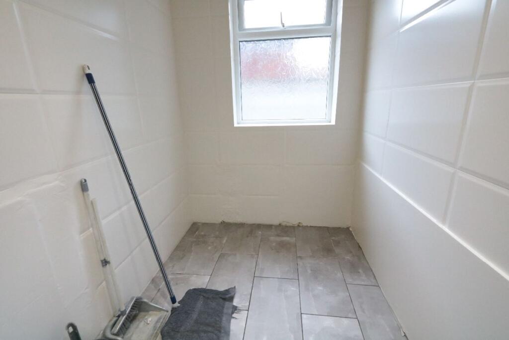 Apartment in Manchester - View 5