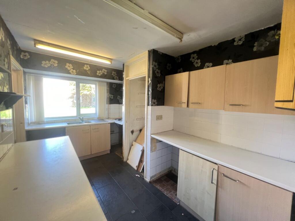 House in Wolverhampton - View 4