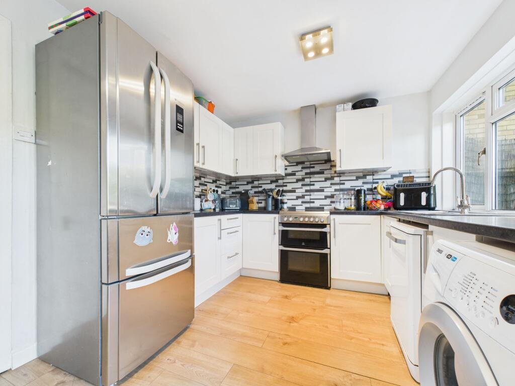 Newbery Close, Tilehurst, RG31 – pohled 4