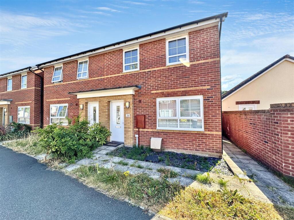 Main image of property: Castle Way, Rogerstone, Newport