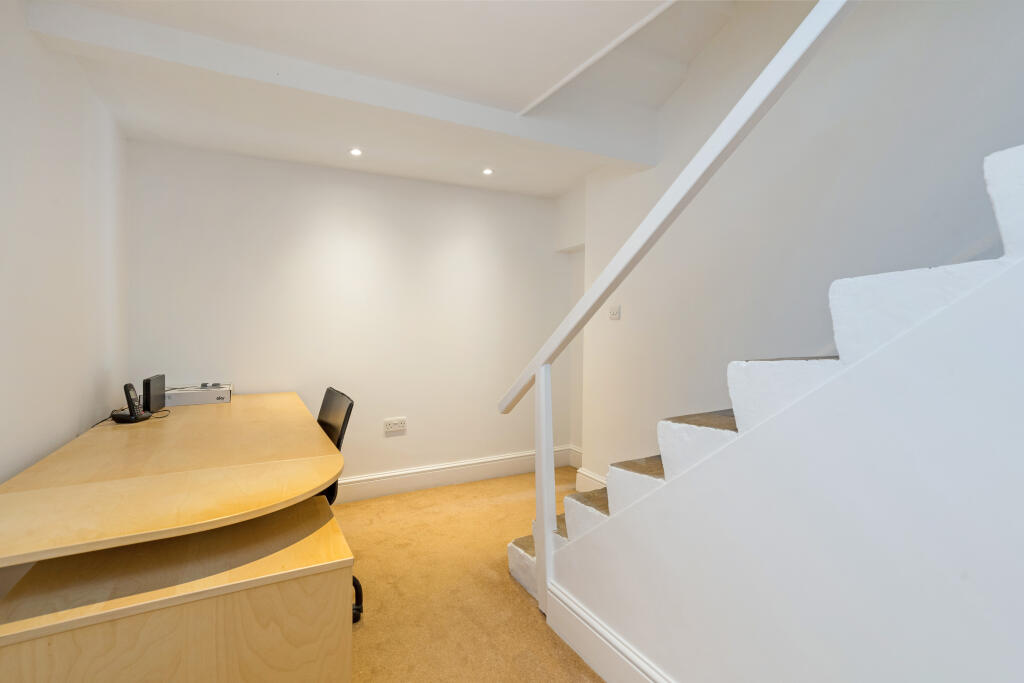 Apartment in Bath - View 5