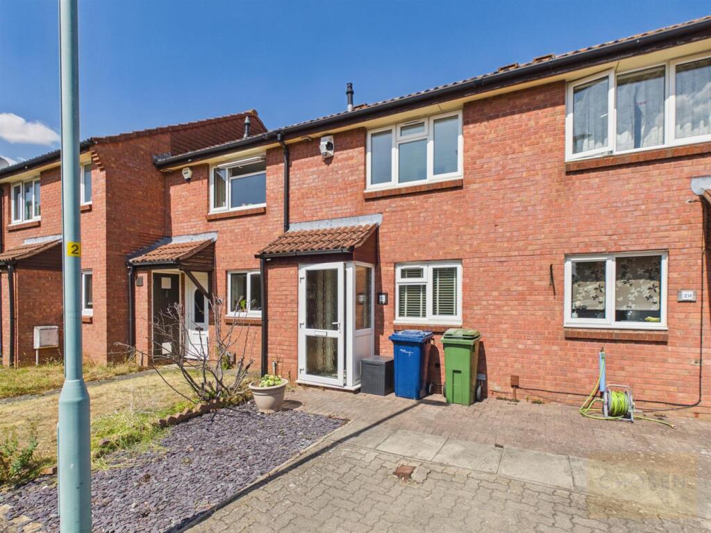 Main image of property: Harris Close, Churchdown, Gloucester
