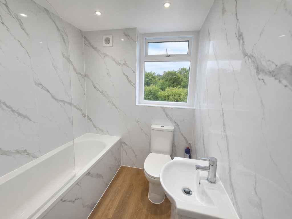 3 bedroom flat for rent