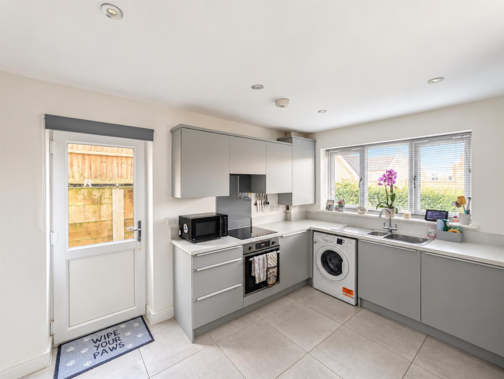 House in Tonbridge - View 4