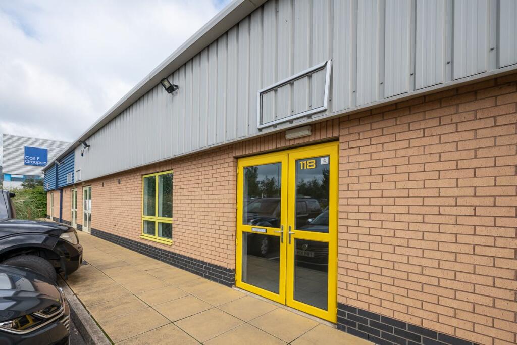 Peterborough Unit 118 1.jpg