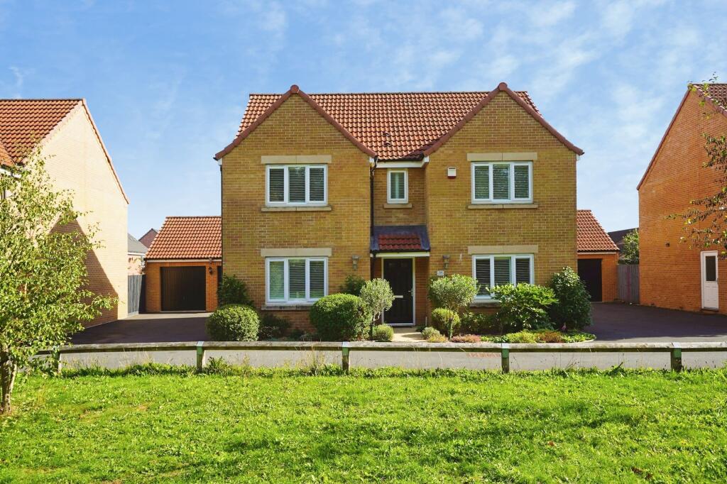 Main image of property: Blue Albion Street, Retford, DN22