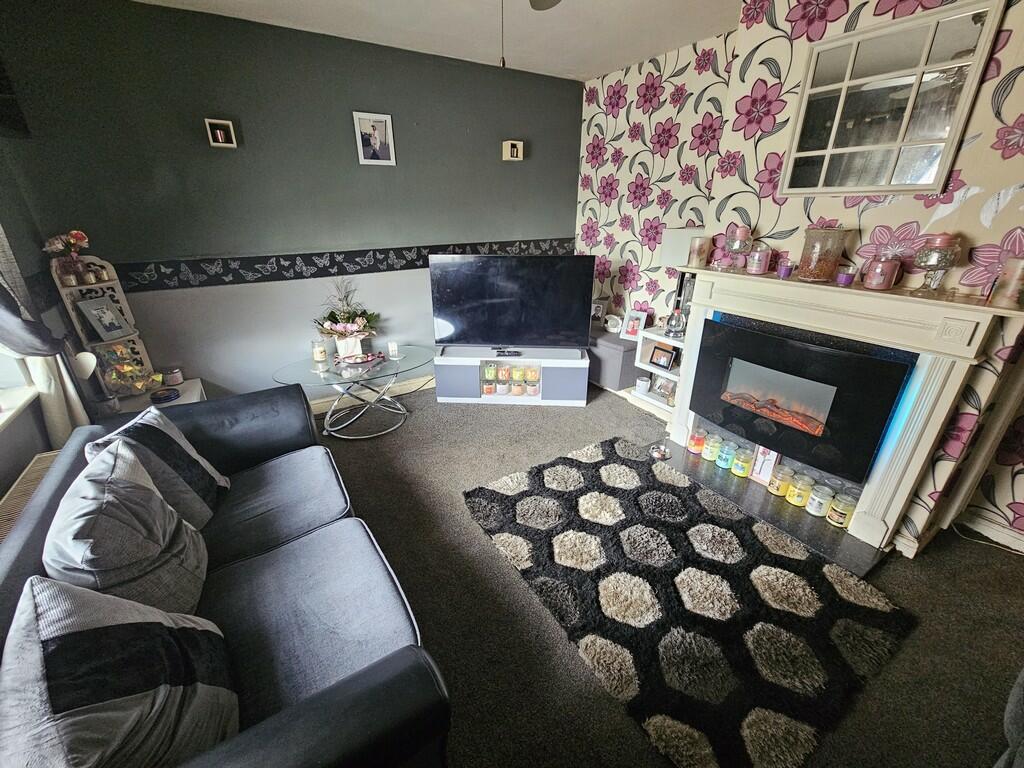5, Clifton Close photo 4
