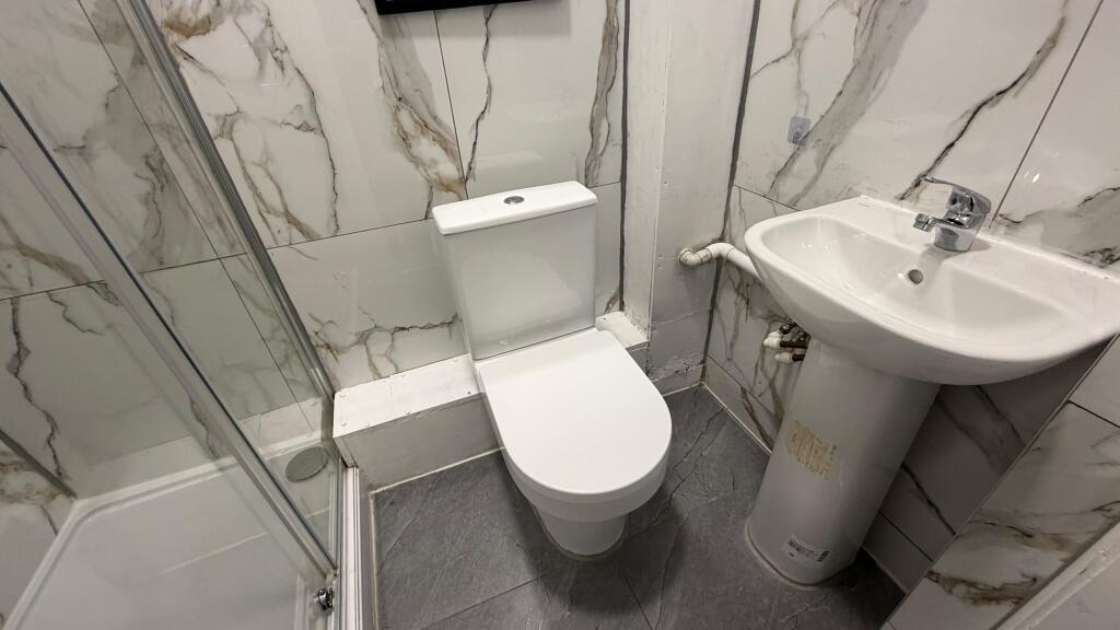 Apartment in Derby - View 5