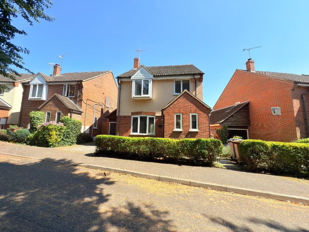 Main image of property: Admirals Walk, Chelmsford, Essex, CM1