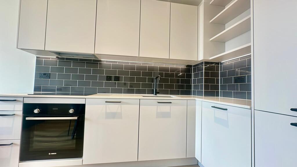 Additional image 7 of Brand New Home - Glasswater Locks, Birmingham, B4