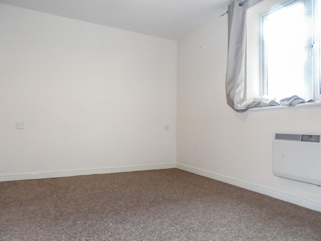 Padstow Road, Swindon, Wiltshire photo 4