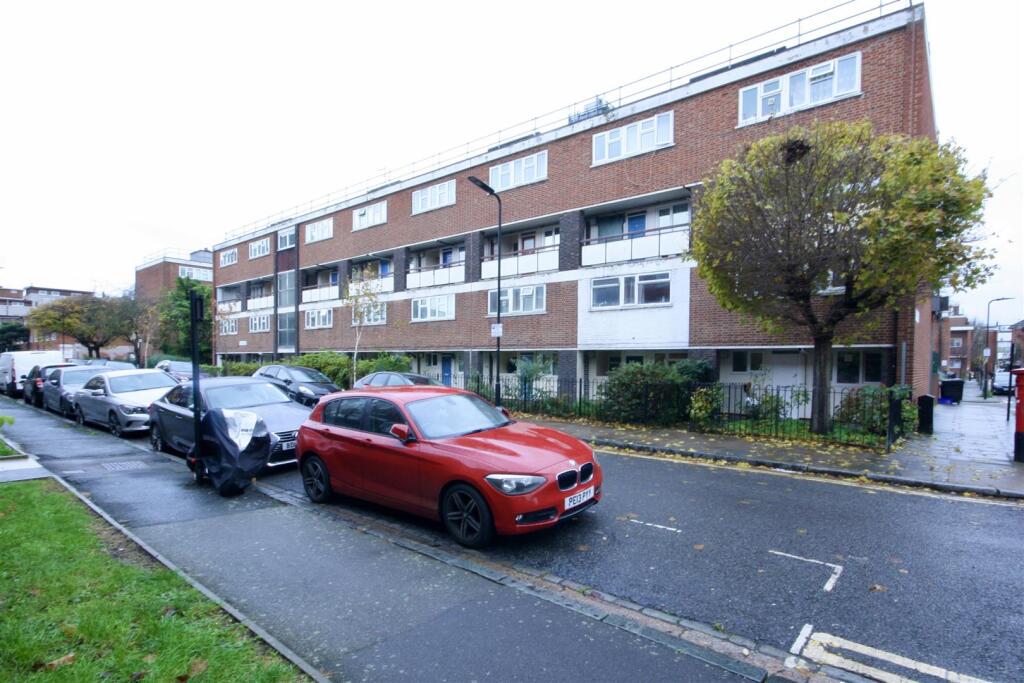 Main image of property: Chaucer Court, London