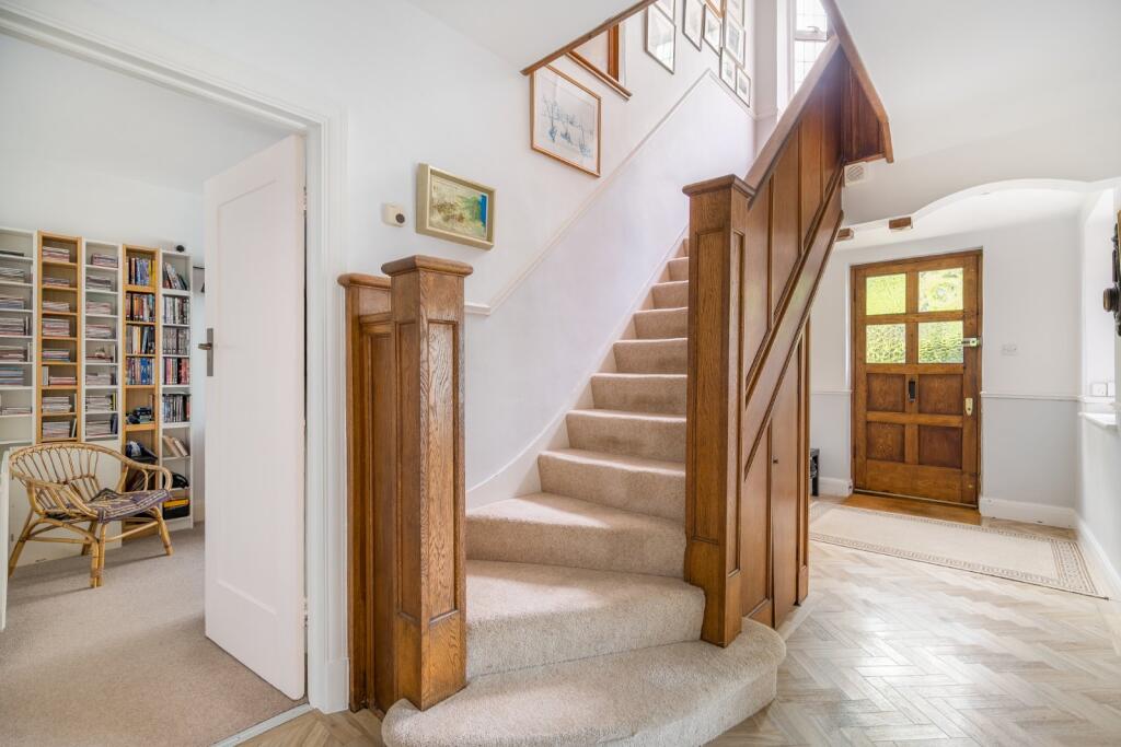 House in Elmbridge, Lower Green Esher, Esher - View 5