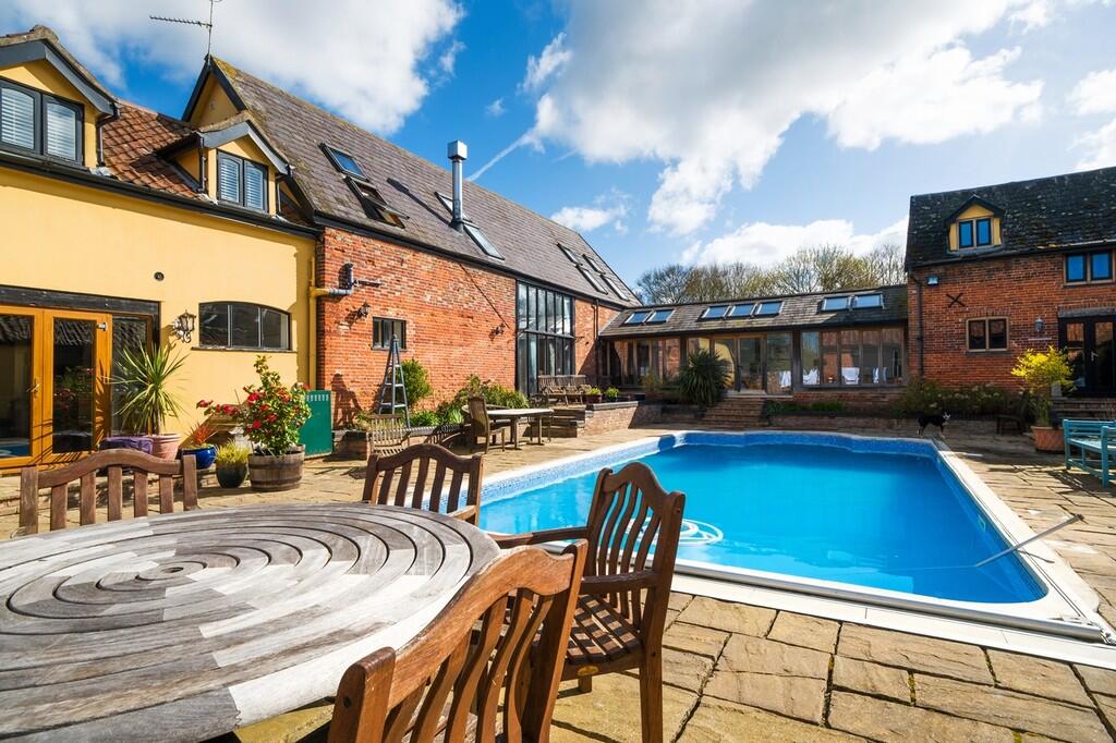 Main image of property: Dickleburgh, Diss