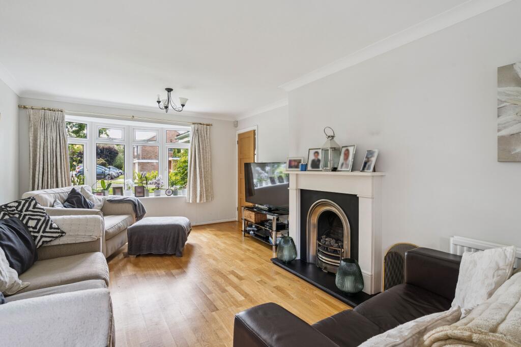 House in Hyde Heath, Little Missenden - More