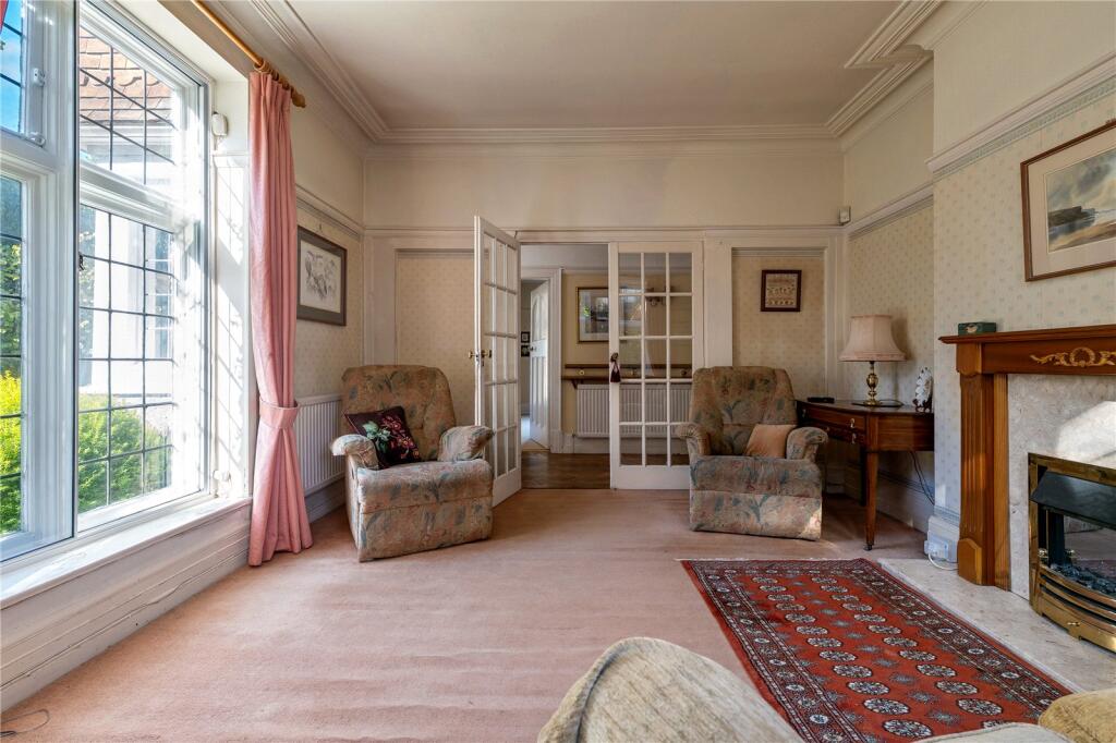 House in Macclesfield, Manor Park, Bollinbrook - More