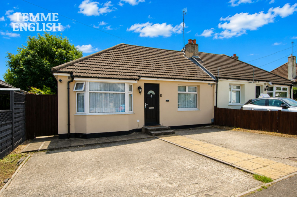 Main image of property: Archer Road, Laindon, SS15