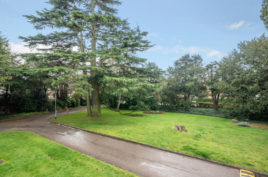 Hadham Road, Bishop's Stortford, Hertfordshire, CM23 photo 2