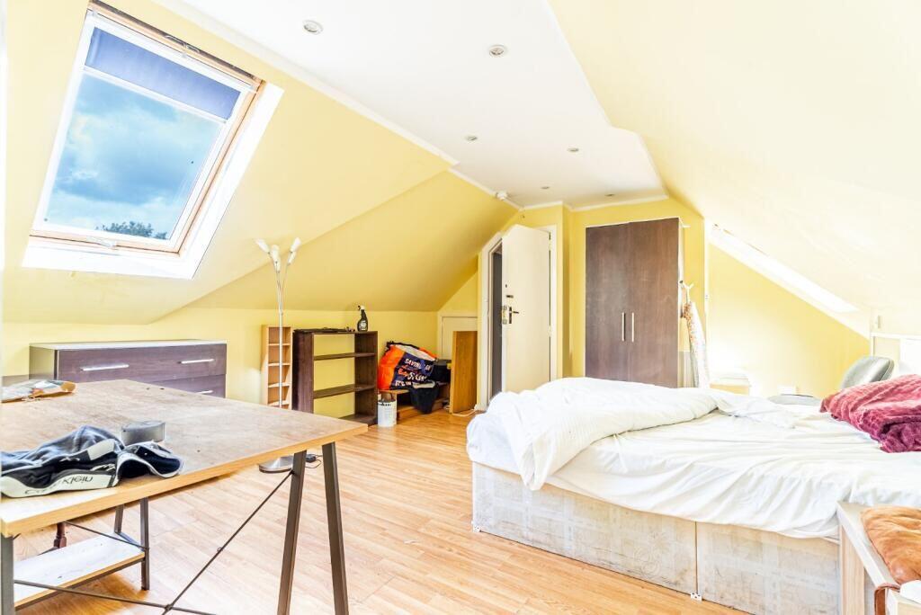 Additional image 12 of 35 Harpenden Road, St. Albans, Hertfordshire, AL3 6BJ